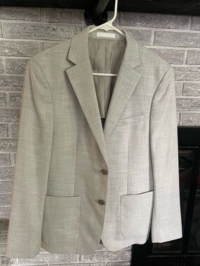 Calvin Klein Men's Slim Fit Light Gray Classic Two-Button Blazer